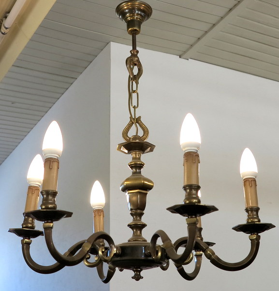 Leuchter aus Messing massiv, 6 - armig, Durchmesser 55cm, Hhe mit Kette 65cm verkleinern